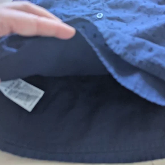 babyGAP Floral Embroidered Navy Blouse - Size 18-24M - Picture 7 of 9